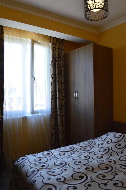 Apartment Near Park 36 Μπατούμι Εξωτερικό φωτογραφία
